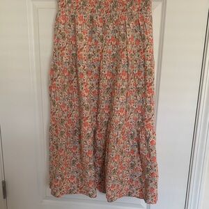 Universal Thread A-Line Skirt in Floral Red and Green